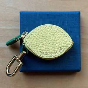 MAISON de SABRÉ, The SABRÉMOJI™ Fruit Charm - Lemon. 🍋 NIB